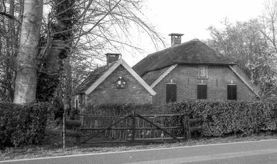 Kiefveldersteeg 11, Putten