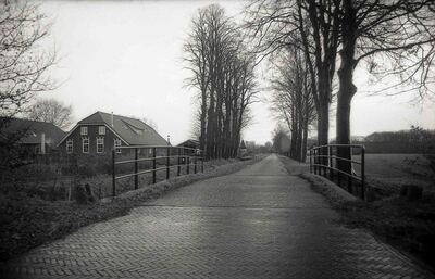 Leembruggerweg 10, Putten