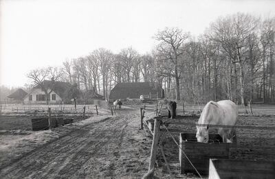 Groot Hellerweg 8, Putten