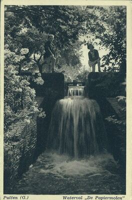 1959, Waterval De Papiermolen - Waterval De Papiermolen rond 1959 - Beekweg 1, Putten