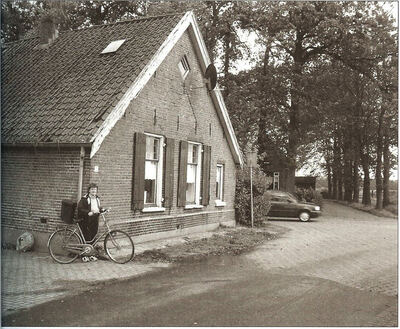 Oeverstraat 't 2, Putten