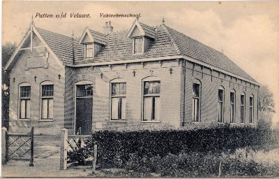 Stationsstraat 6, Putten