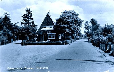 Postweg 40, Putten
